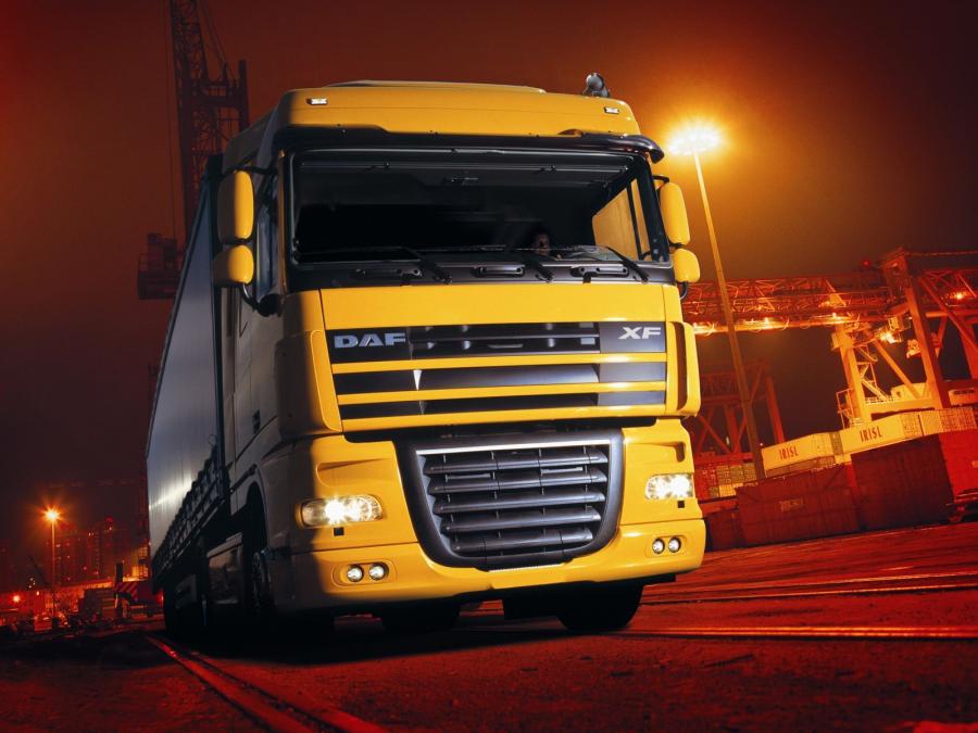  DAF XF105 4x2 FT Space Cab 2006 года  (фото 6 из 8)